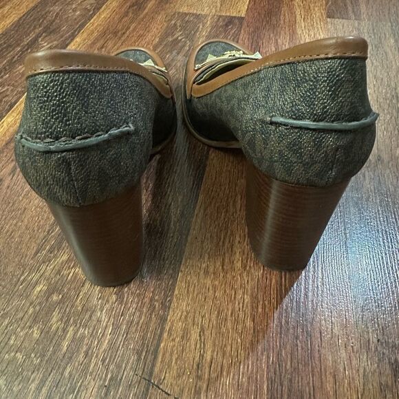 Brown and Black Women's Loafers - Picture 5 of 8
